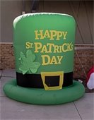 BLOW UP GREEN TOP HAT THAT SAYS HAPPY ST PATRICKS DAY